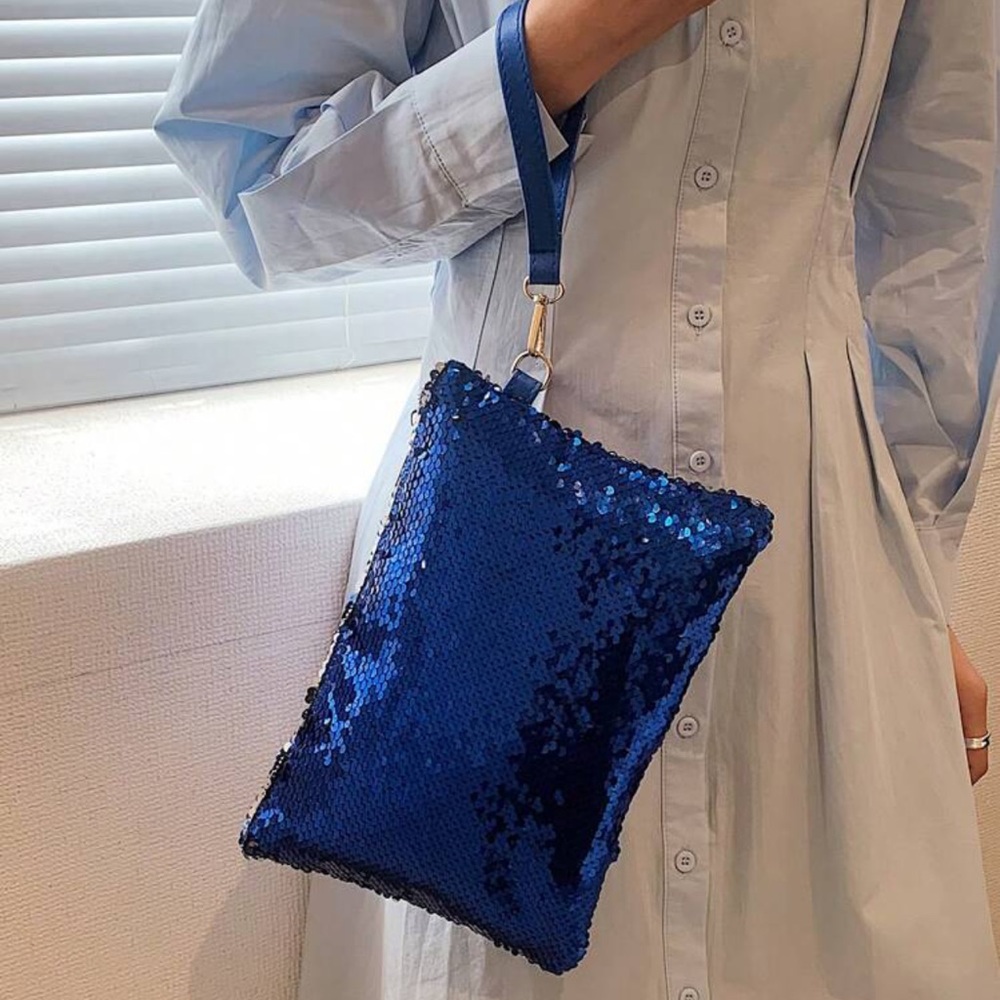 🪩 Sequins Large Clutch 🪩 - Picture 2 of 6